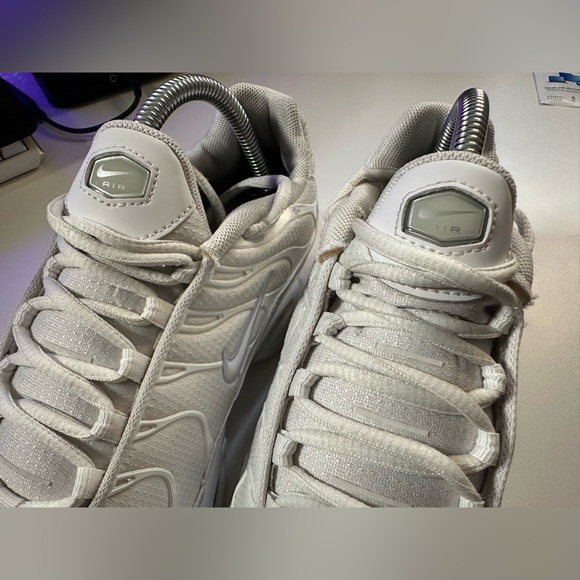 Nike Air Max Plus - Picture 6 of 10